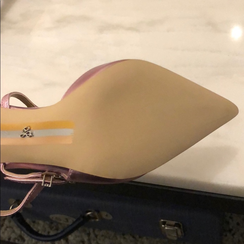 Pink Heals - image 4